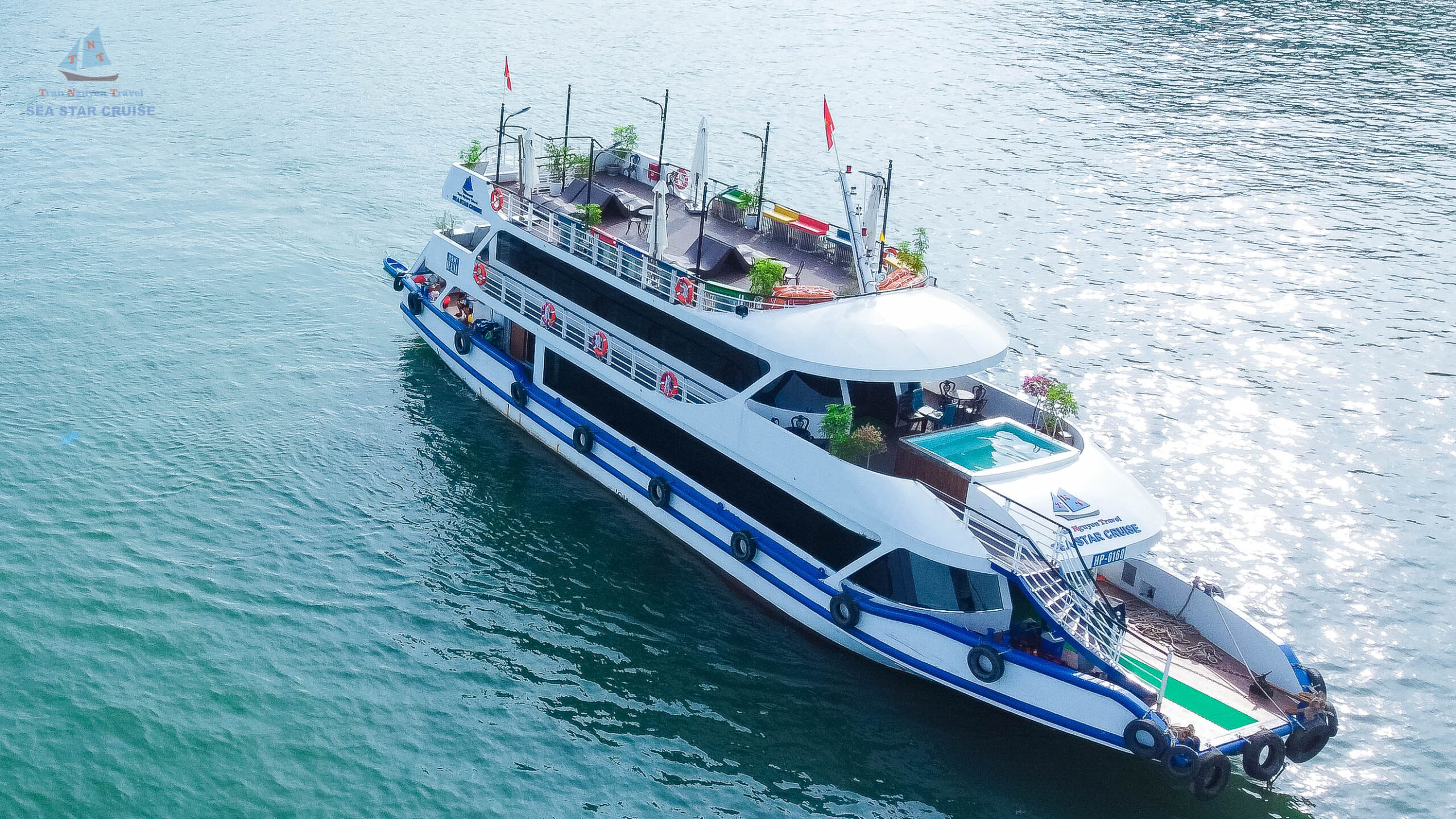 Cat Ba Luxury 1 Day Boat