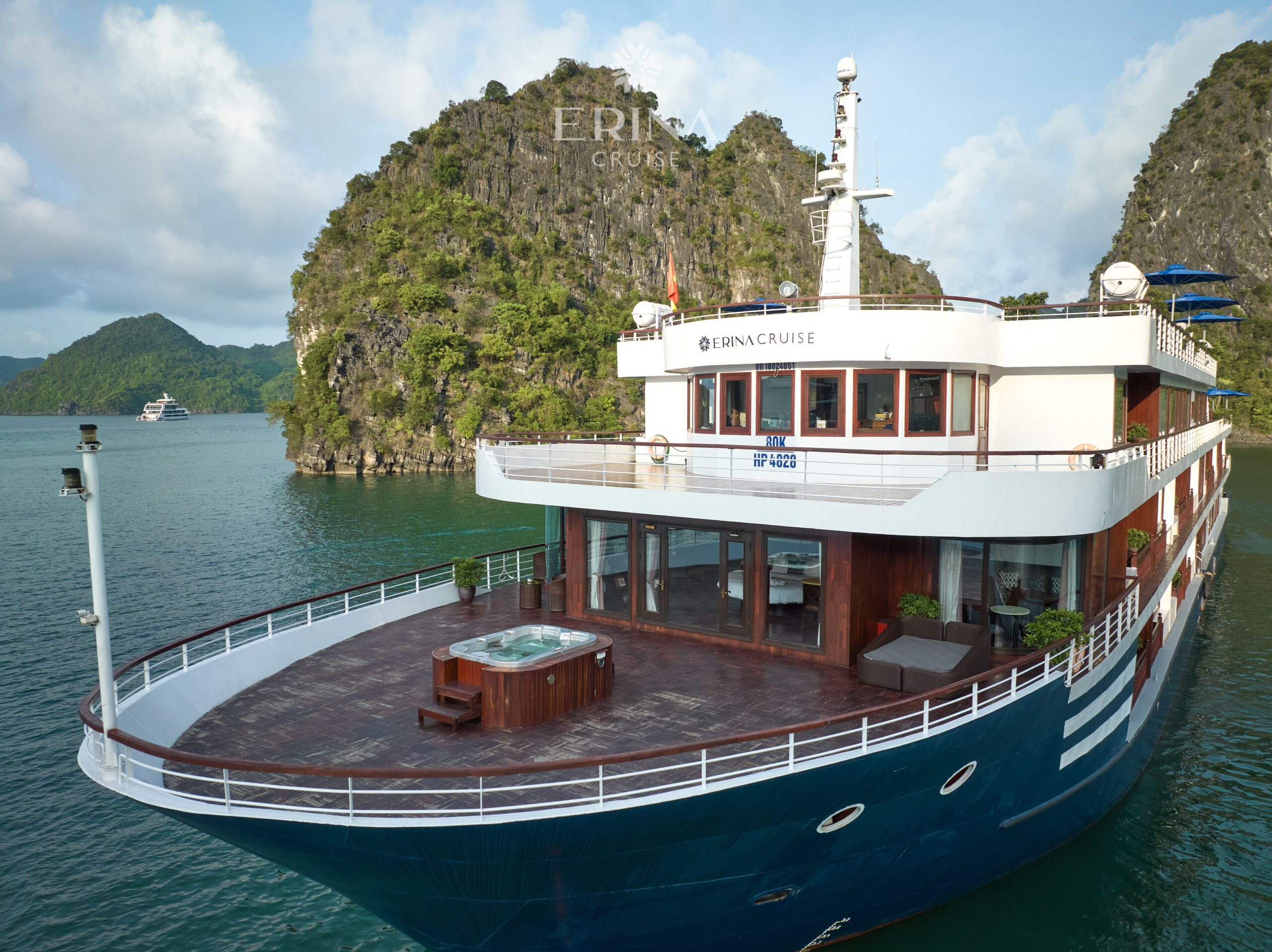 Du thuyền Dora Cruise 5Star