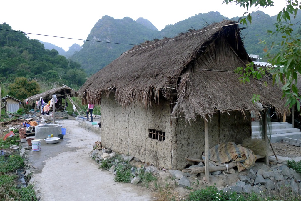 Ancient House in Viet hai Village