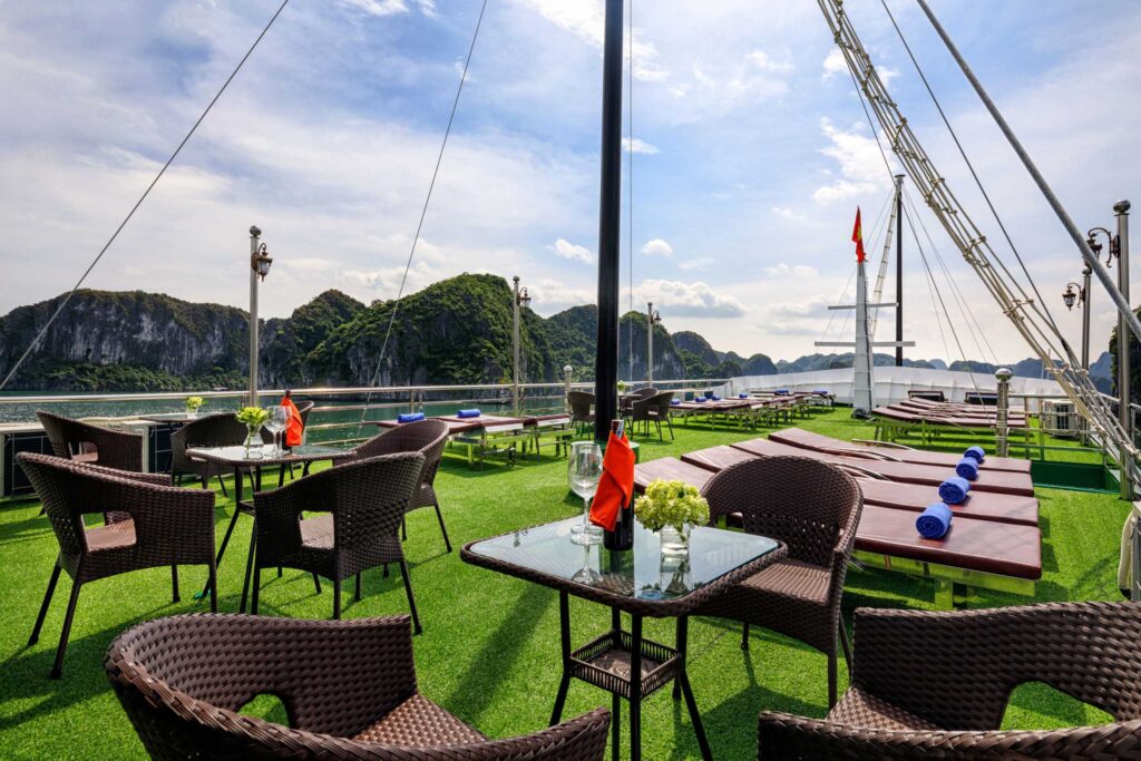 3Days 2Nights: Ha Noi - Lan Ha Bay Overnight Cruise - Ninh Binh Day Tour