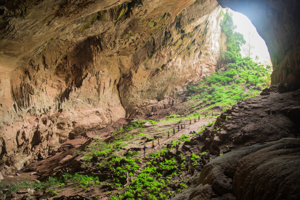 Phong Nha Adventure Tour