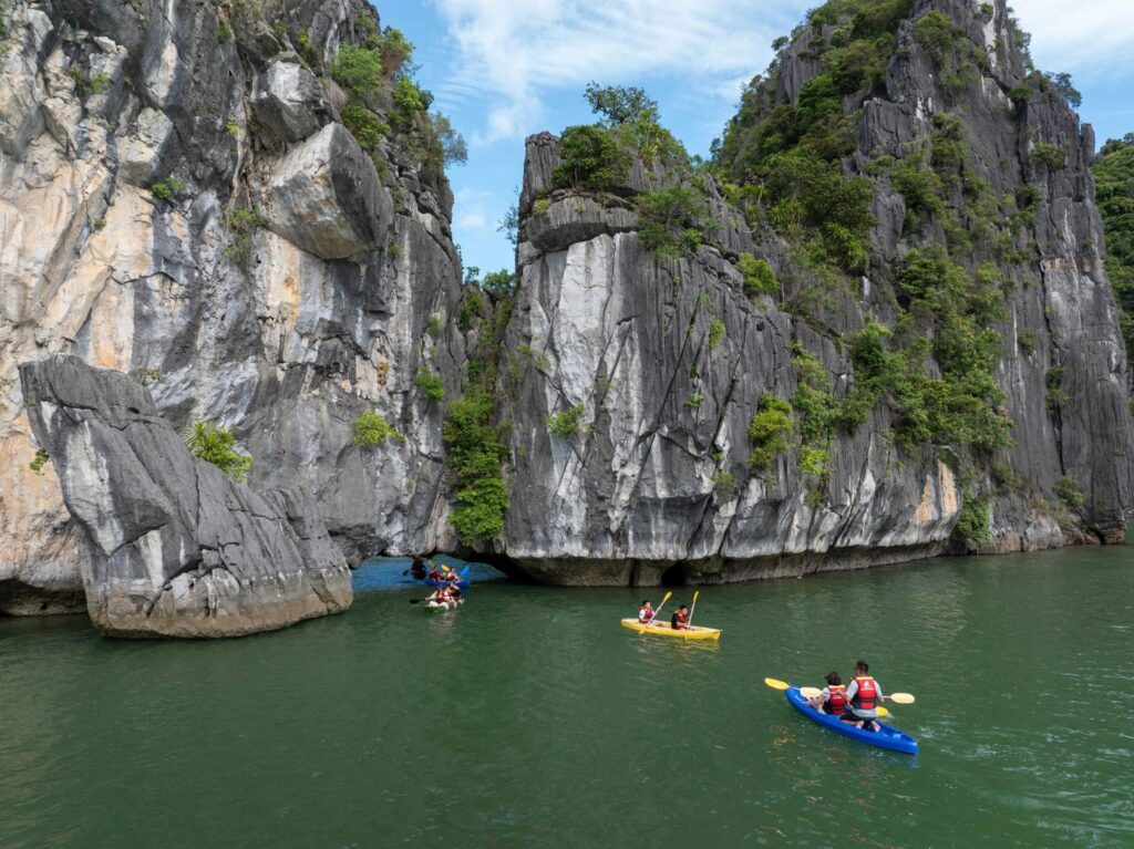 Lan Ha Bay Kayak