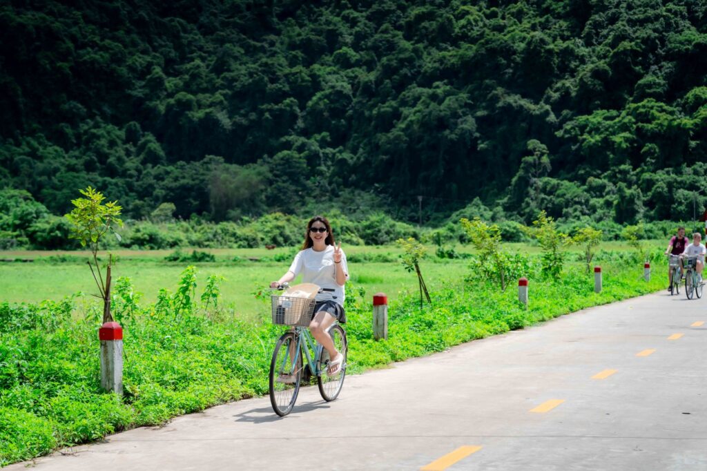 Cycling Viet Hai Village
