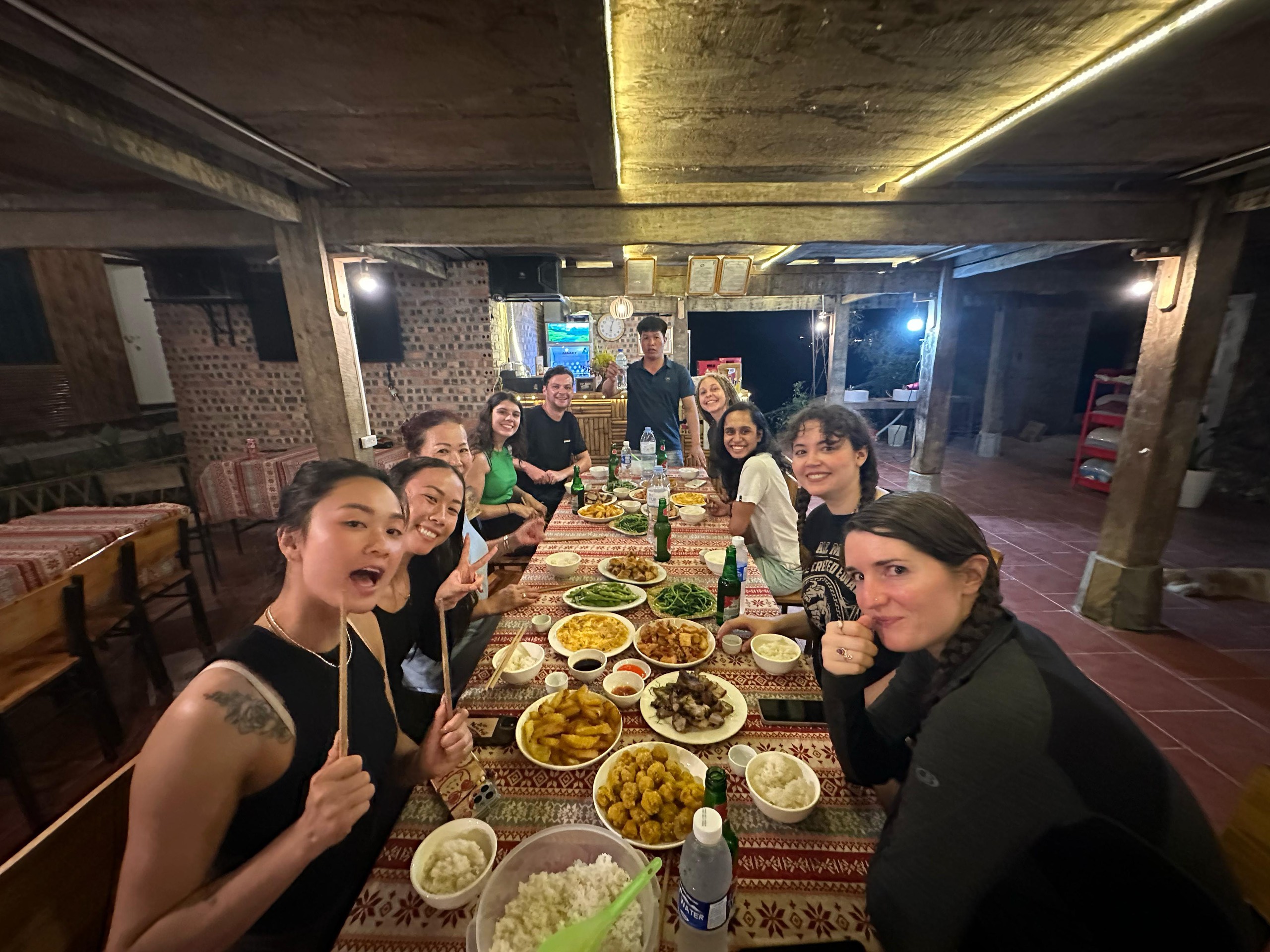 Happy Dinner time Ha Giang Homestay