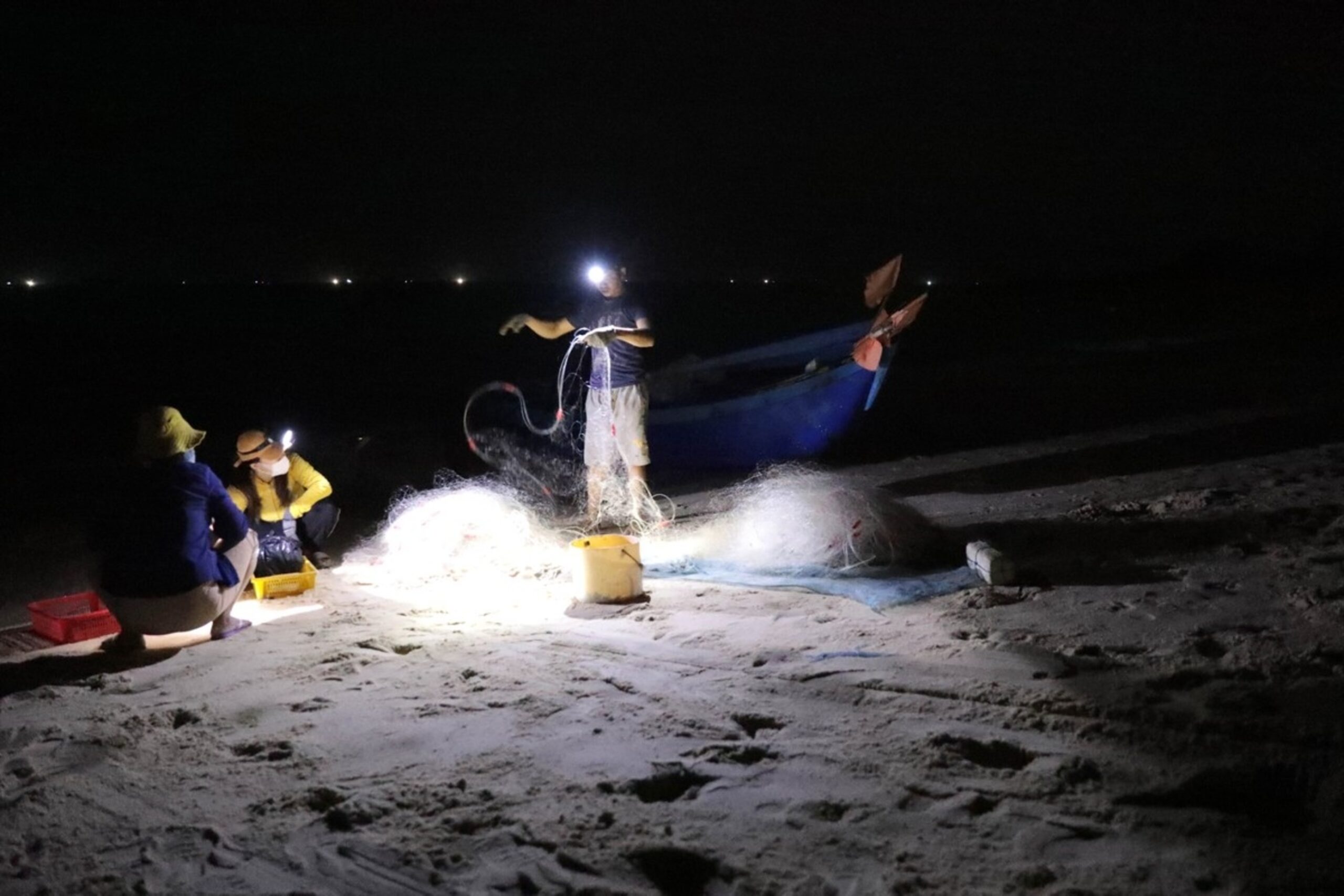 Cat Ba island Traditional Evening Fishing Tour